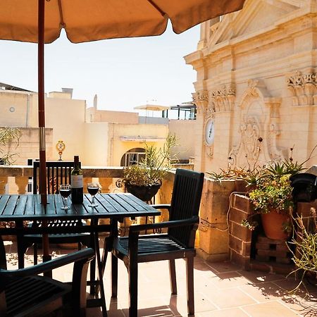 A Holiday Home Duplex In A Gozo Village Square Victoria Exterior photo